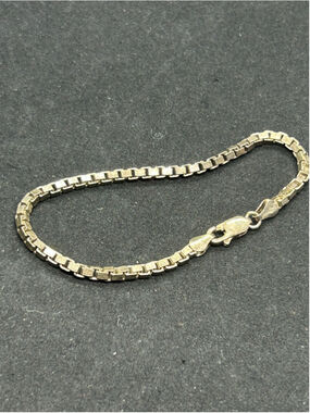 Women's Unbranded Silver Box Chain Bracelet One Size
